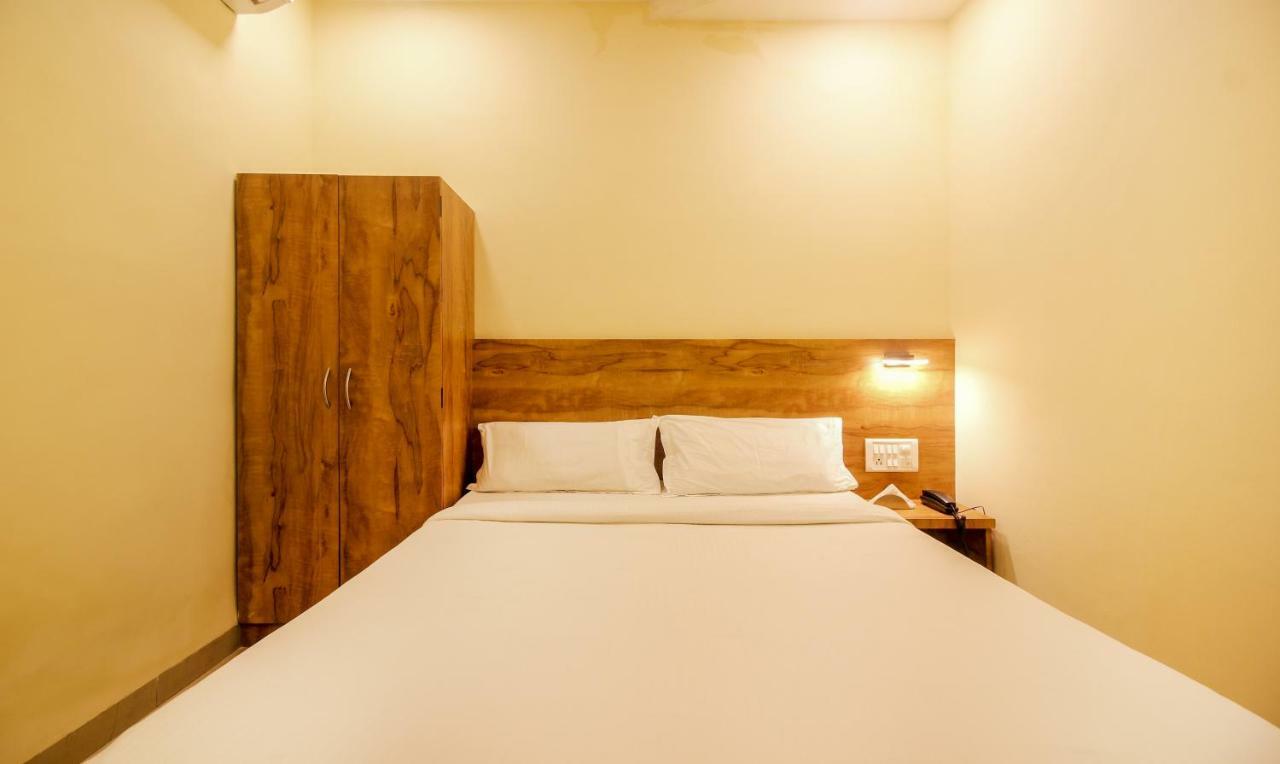 Tiba Hotel Βομβάη Εξωτερικό φωτογραφία