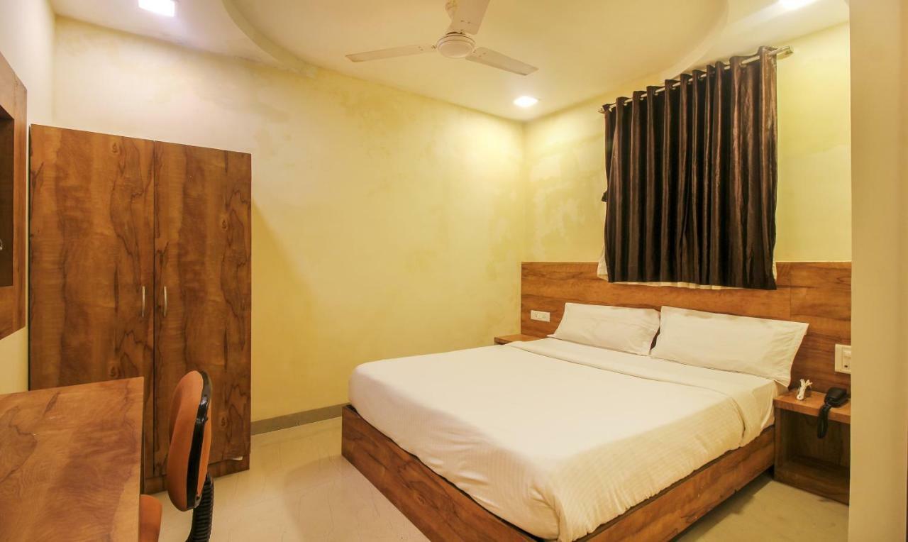 Tiba Hotel Βομβάη Εξωτερικό φωτογραφία