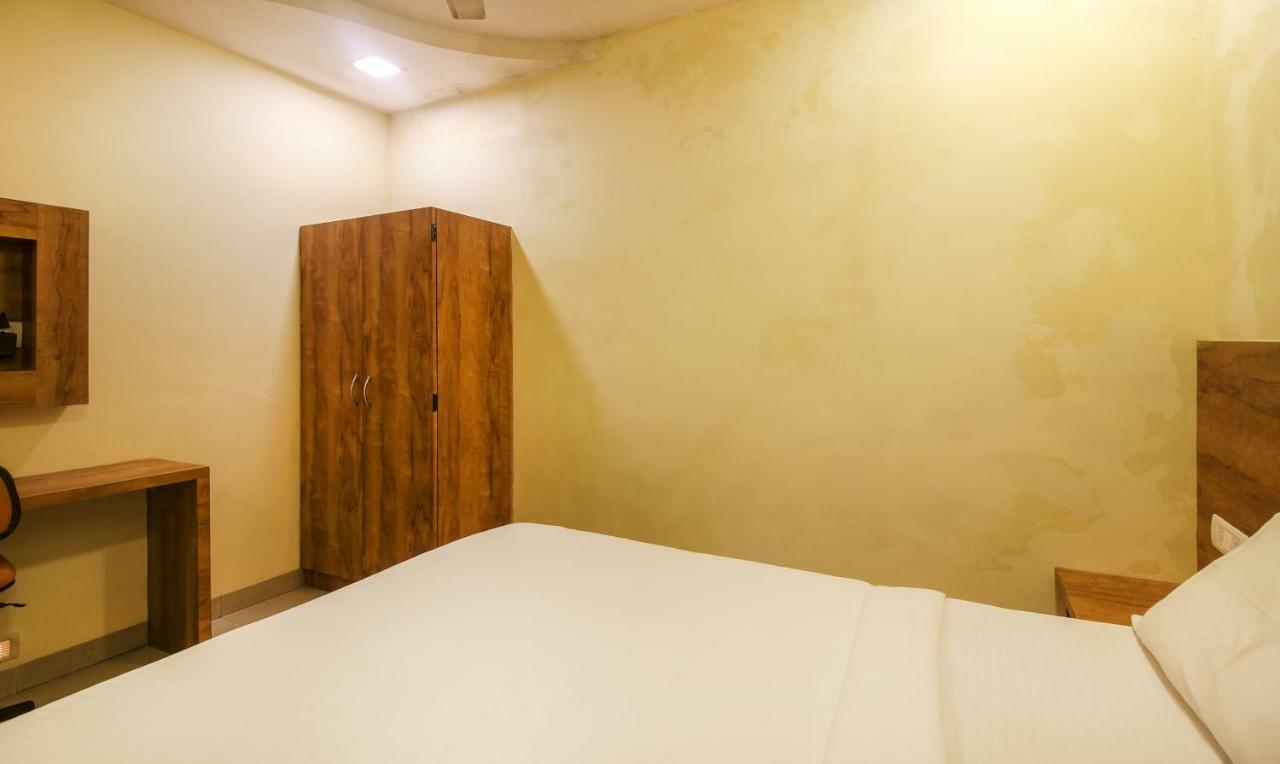 Tiba Hotel Βομβάη Εξωτερικό φωτογραφία