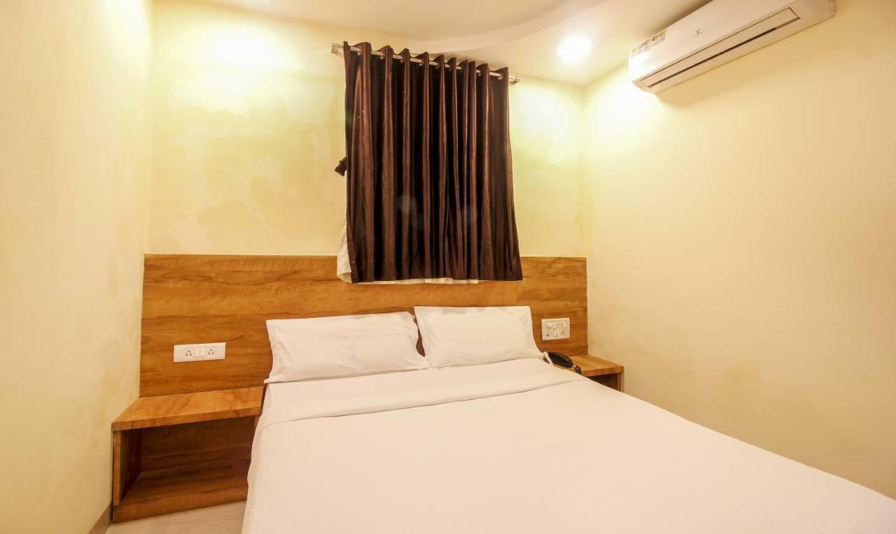 Tiba Hotel Βομβάη Εξωτερικό φωτογραφία